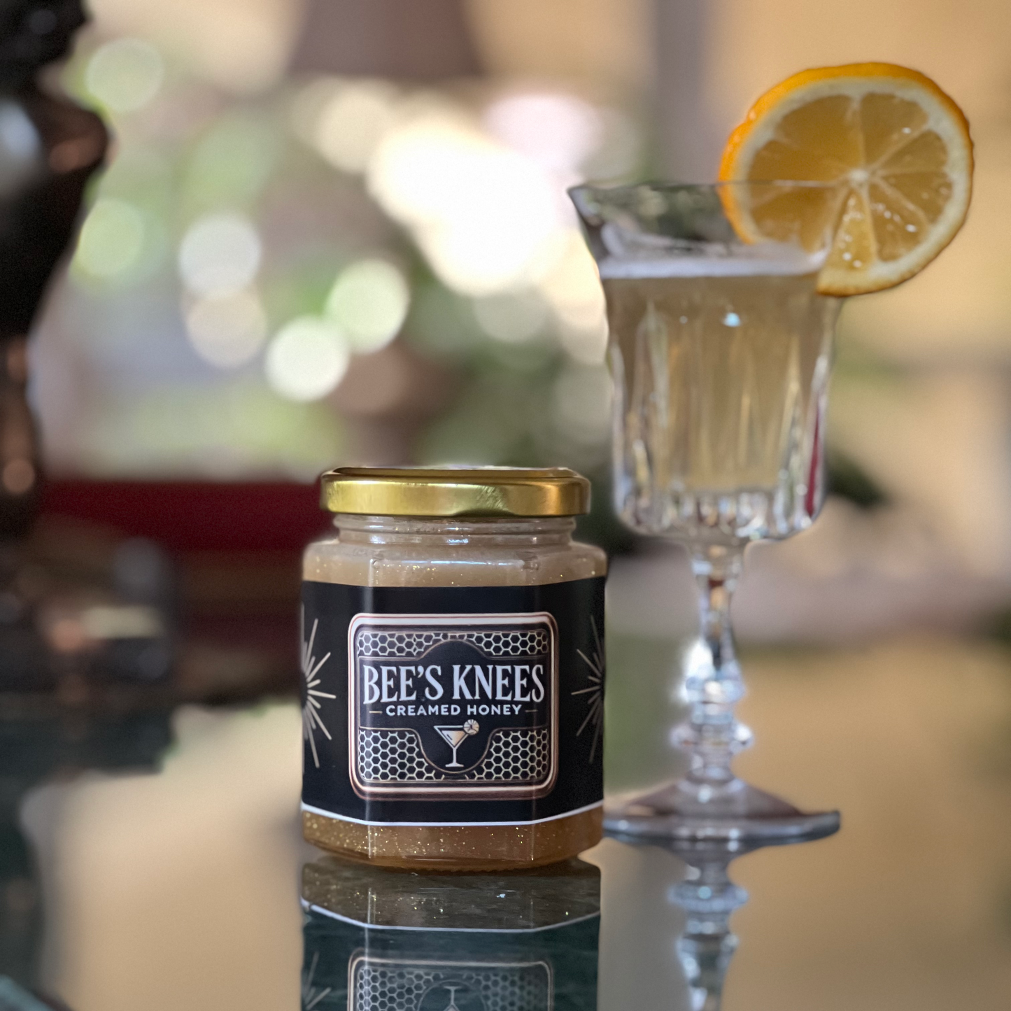 Premium Bee's Knees Honey with Gold Glitter - Ideal for Cocktails, Tea, and Desserts